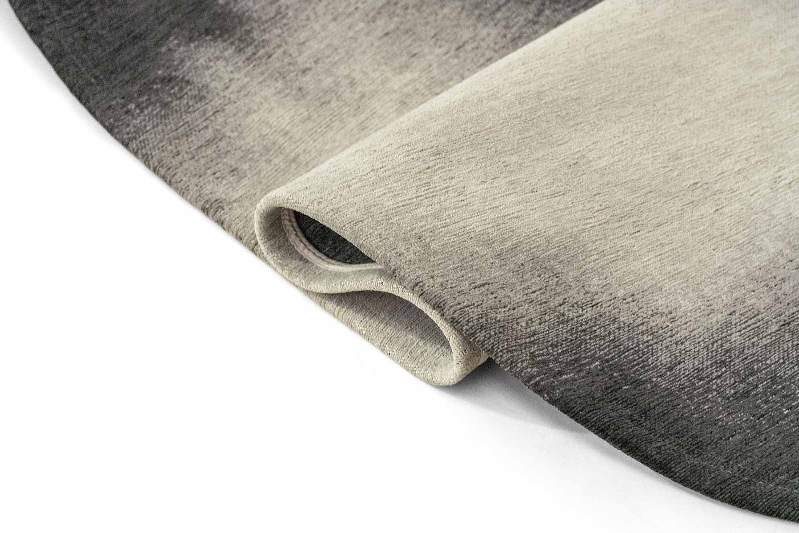 Louis De Poortere rug Meditation 2091 Aquarelle Rain fold